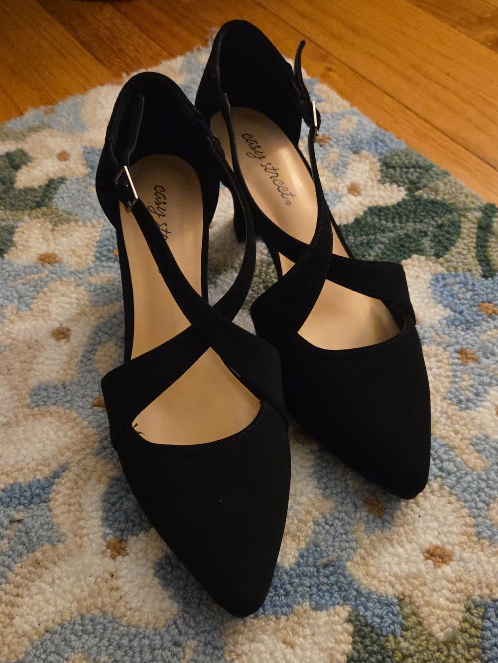 easy street Black Pointed Crisscross Strap Pumps